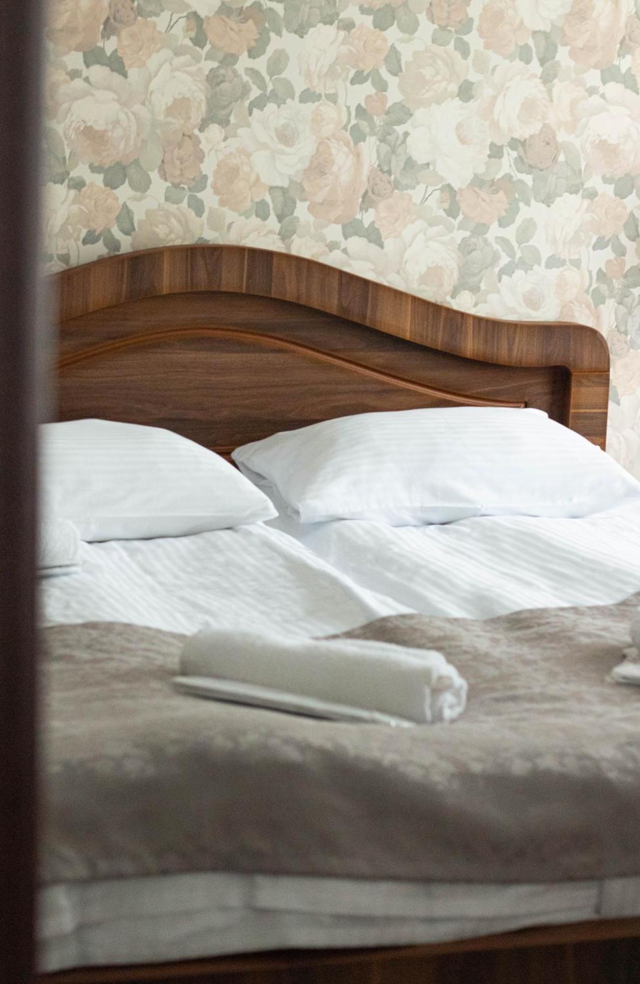 Planet Kazbegi Hotel Ngoại thất bức ảnh