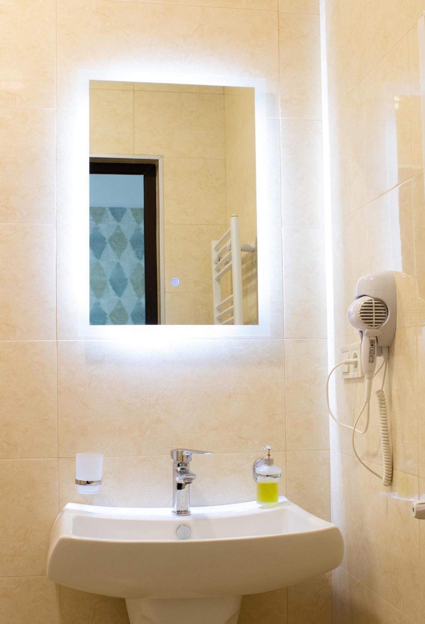 Planet Kazbegi Hotel Ngoại thất bức ảnh