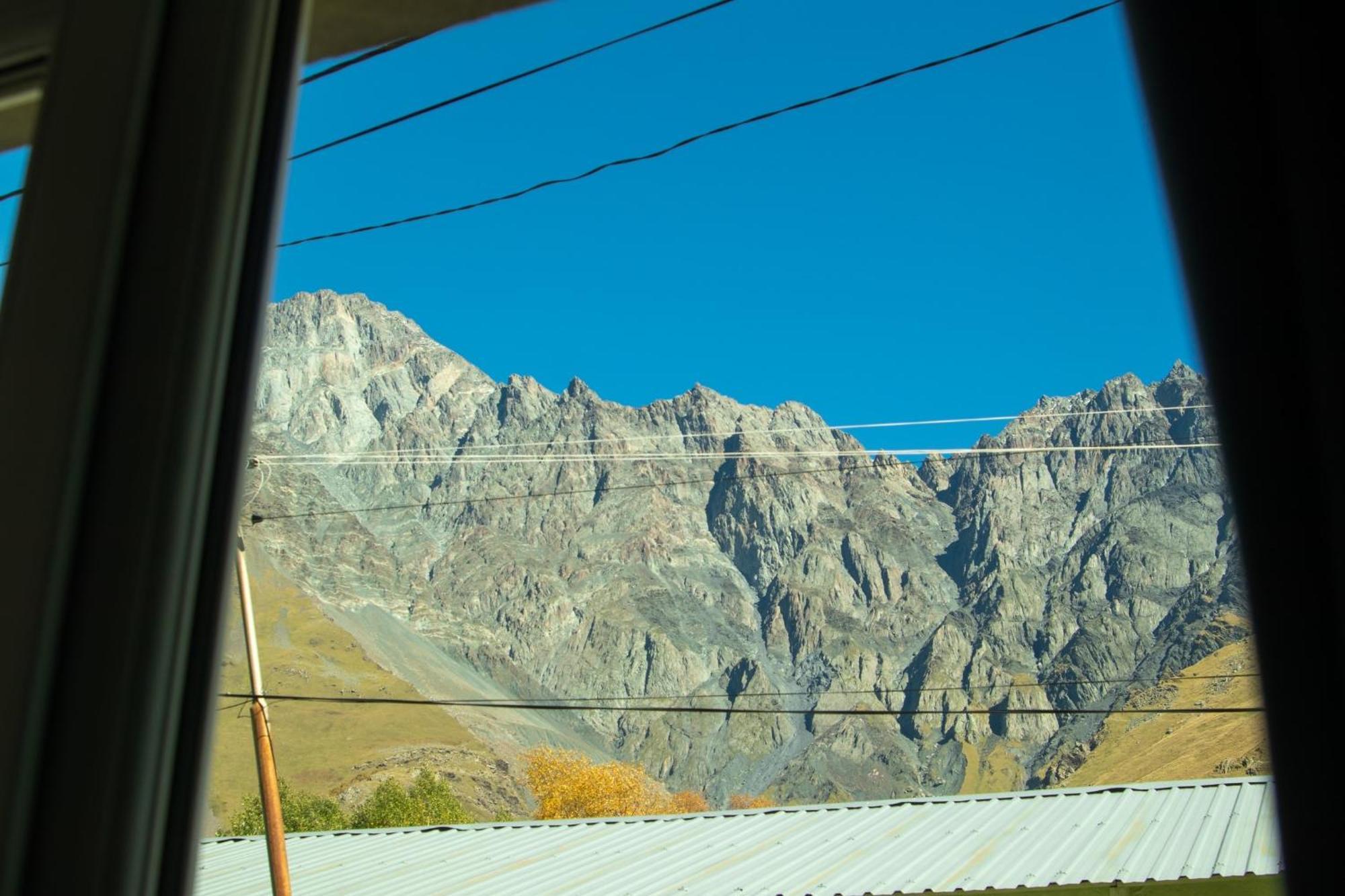 Planet Kazbegi Hotel Ngoại thất bức ảnh